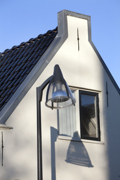 灯柱和漂亮的影子图片下载