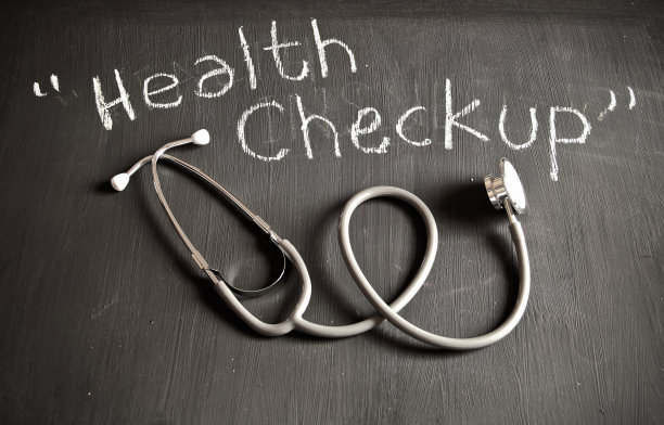 黑板上的保健概念图片下载