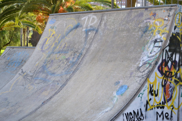 溜冰场图片下载