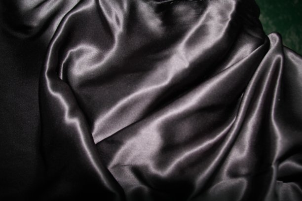 灰色缎背景。图片下载