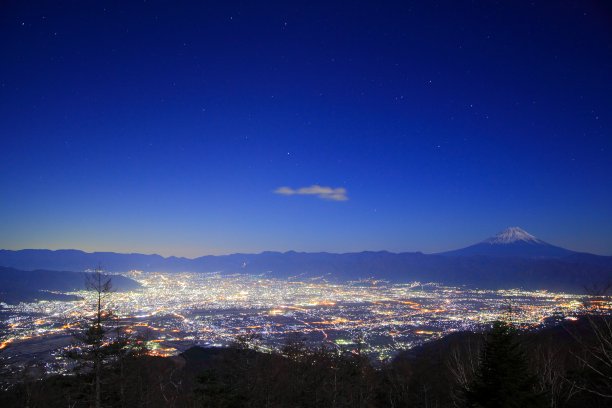 甲府市和富士山夜景素材图片