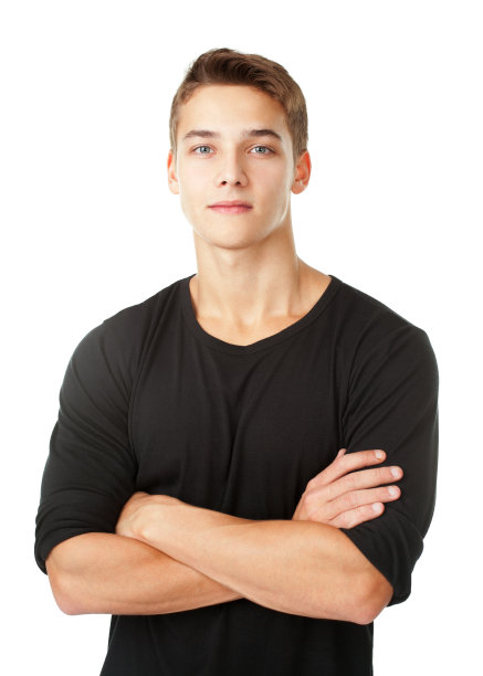 年轻男子站立的肖像图片下载