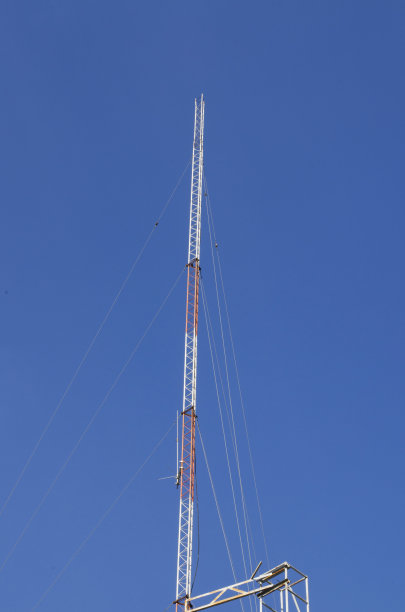 无线电塔与天空背景库存照片图片下载