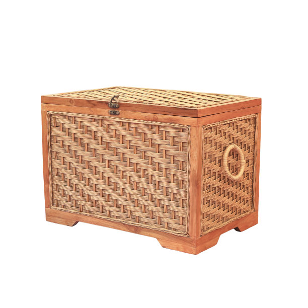 封闭的木箱孤立在白色上，带有剪切路径图片下载