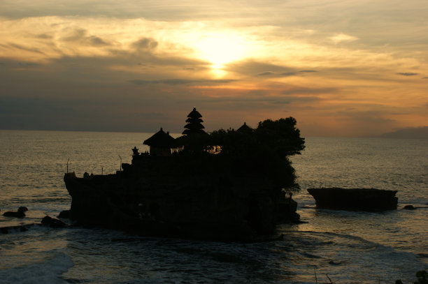 共有许多日落图片下载