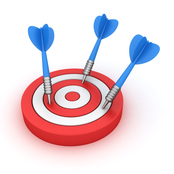 三枚飞镖落在了圆靶上，没击中靶心图片下载