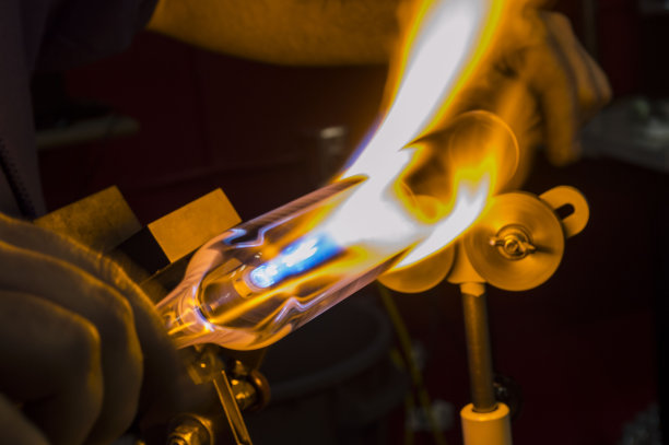 玻璃工人图片下载