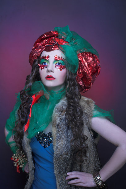 假期的女孩。图片下载