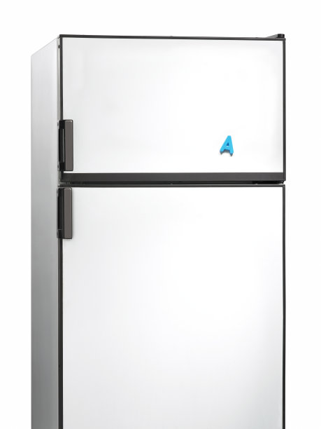 有字母A塑料磁铁的旧冰箱图片下载