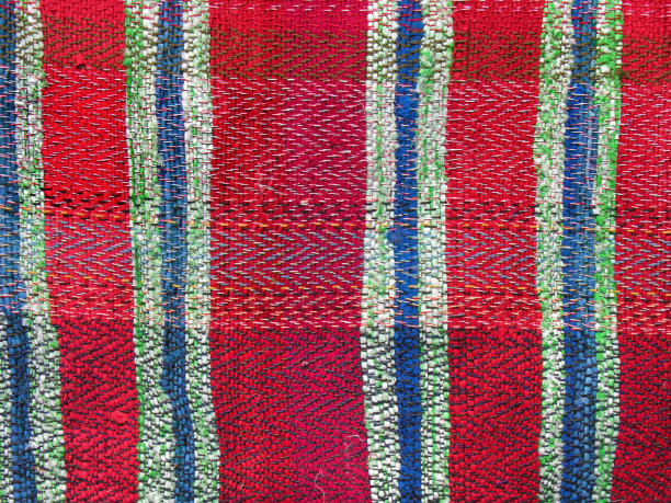 地毯上的传统乌克兰刺绣图片下载