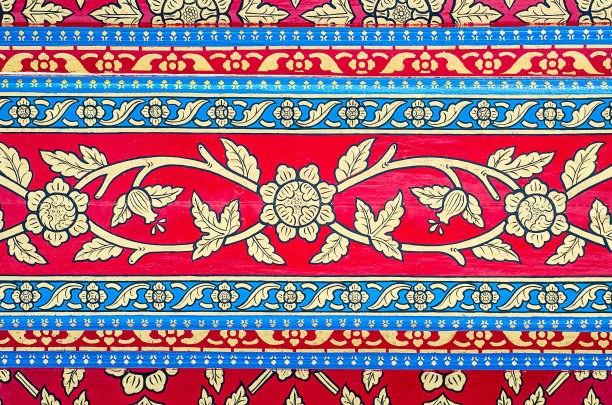 寺庙天花板上的传统泰式艺术画图片下载