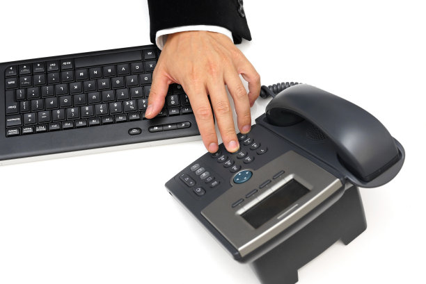 商人正在拨电话图片下载