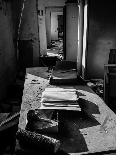 降解废弃工厂图片下载