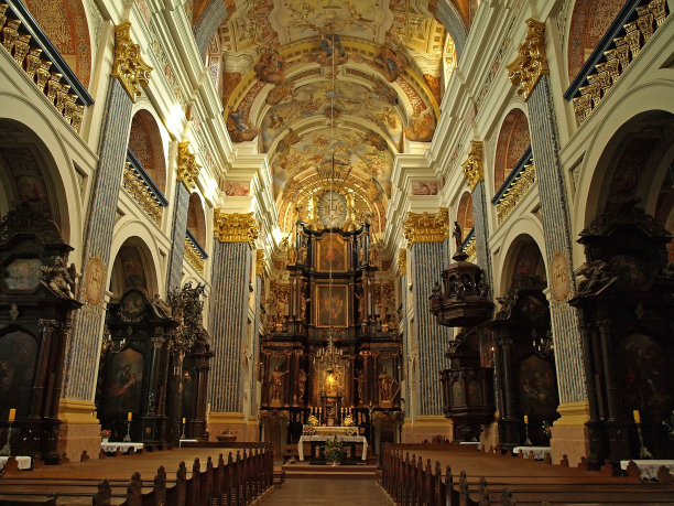 西南。利教堂,波兰图片下载