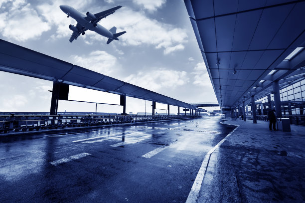 中国上海的机场大楼图片下载