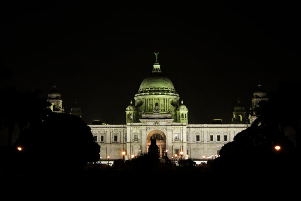 维多利亚纪念堂的晚上图片下载