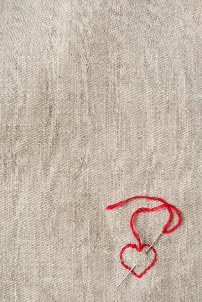 绣花红色的心图片下载