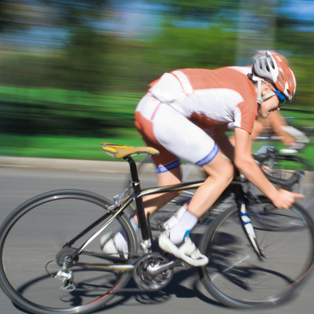 赛车手-模糊运动图片下载