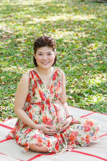 亚洲的孕妇图片下载