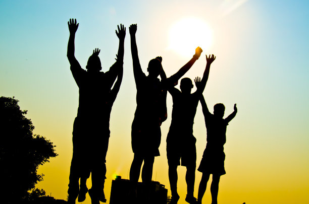 跳的开心图片下载