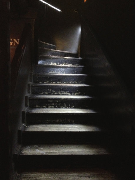 楼梯在哪里?图片下载