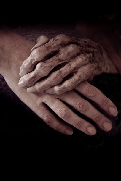 Hilfebedürftig图片下载