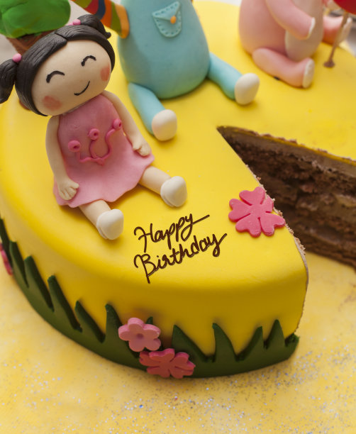 五颜六色可爱的生日蛋糕图片下载