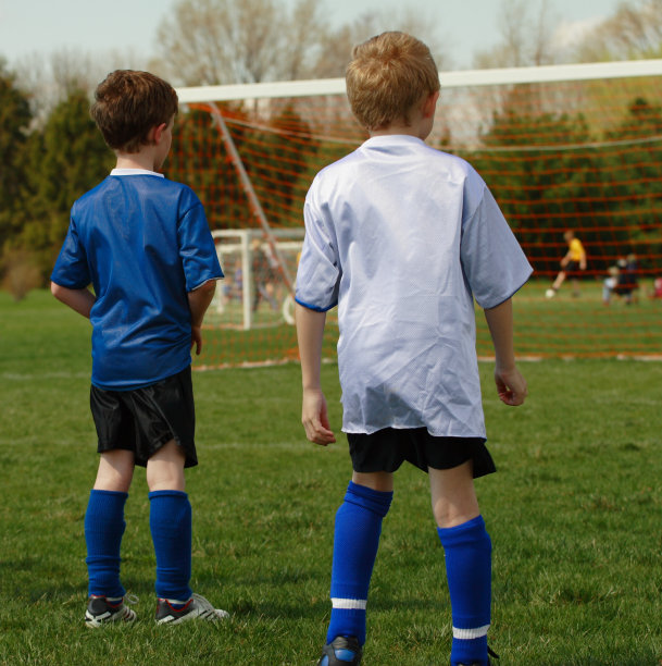 少年足球比赛图片下载