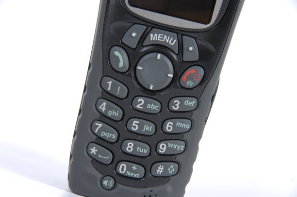 现代警察无线电在白色的近景图片下载