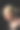 芭蕾舞女演员向下看的侧面图片下载