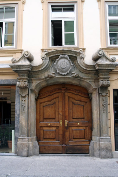 奥地利格拉茨的装饰门图片下载