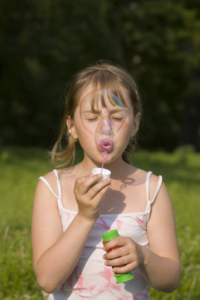 大肥皂泡图片下载