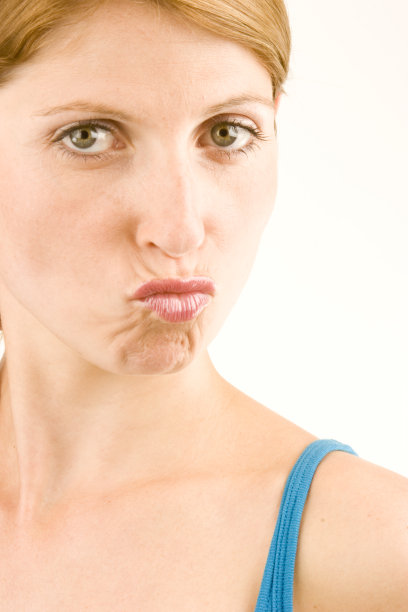 年轻的女人图片下载