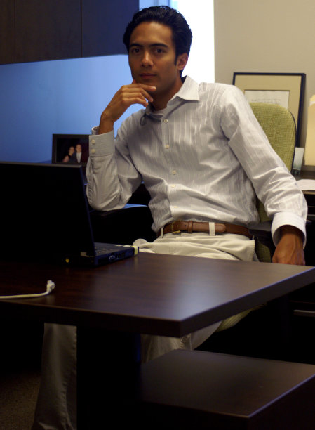 沉思的商人图片下载