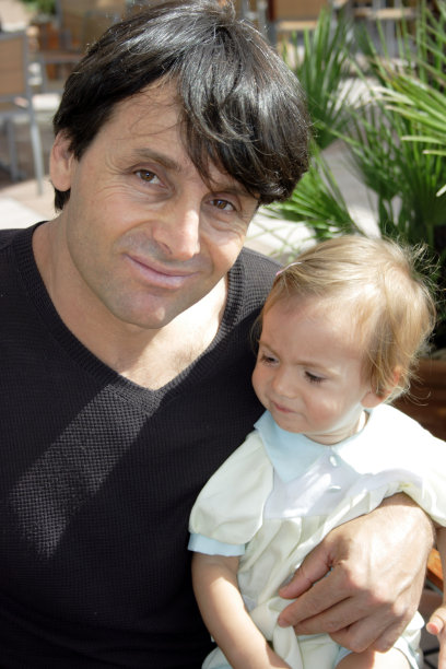 父亲和女儿图片下载