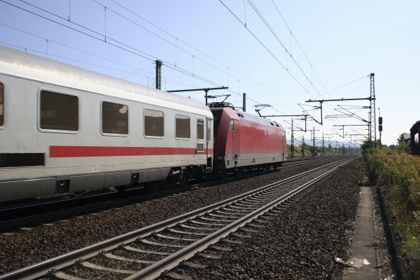 超火车头和列车——德国联邦火车图片下载