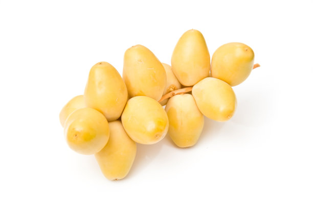 鲜黄枣孤立在白色上图片下载