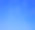 蓝色的天空充满了泡沫。图片下载
