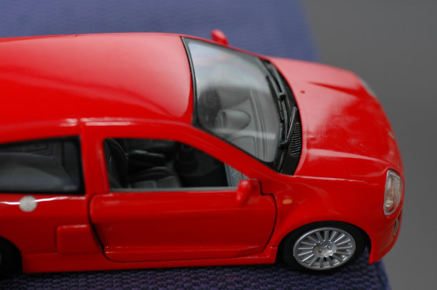 红色的车图片下载