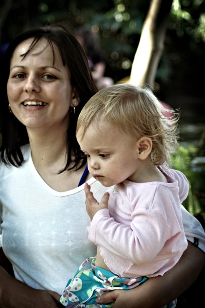 母亲和女儿图片下载