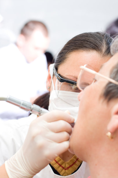 治疗病人图片下载