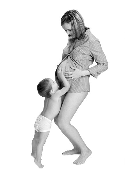 孕妇怀小男孩图片下载