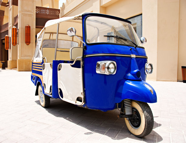 卡塔尔的三轮车图片下载