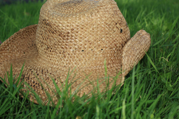 草帽牛仔帽图片下载