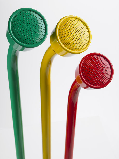 浇水的头图片下载