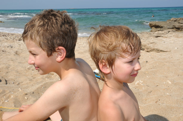 吵架了。图片下载