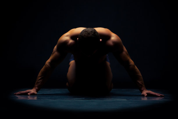 男人和mody图片下载