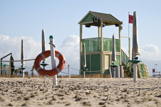 救命稻草图片下载