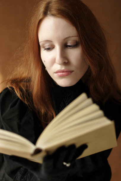 读一本书图片下载