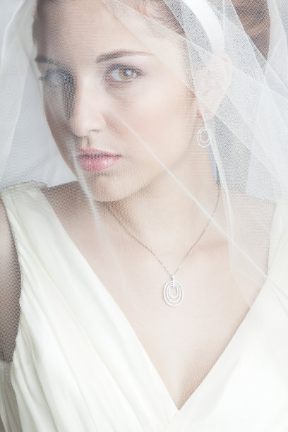 戴面纱的新娘图片下载